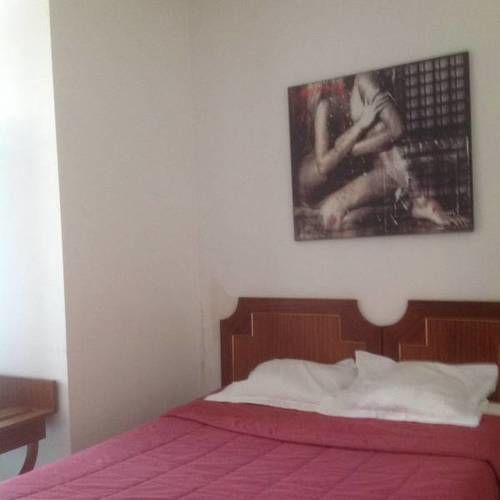 Untalented Hotel - Villette Paris Bagian luar foto