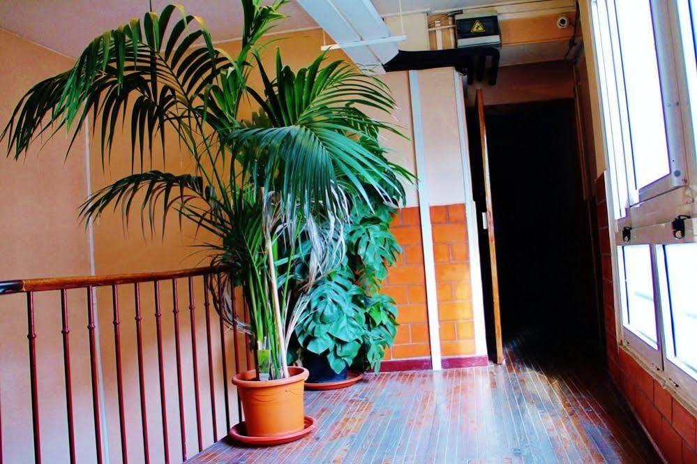 Untalented Hotel - Villette Paris Bagian luar foto
