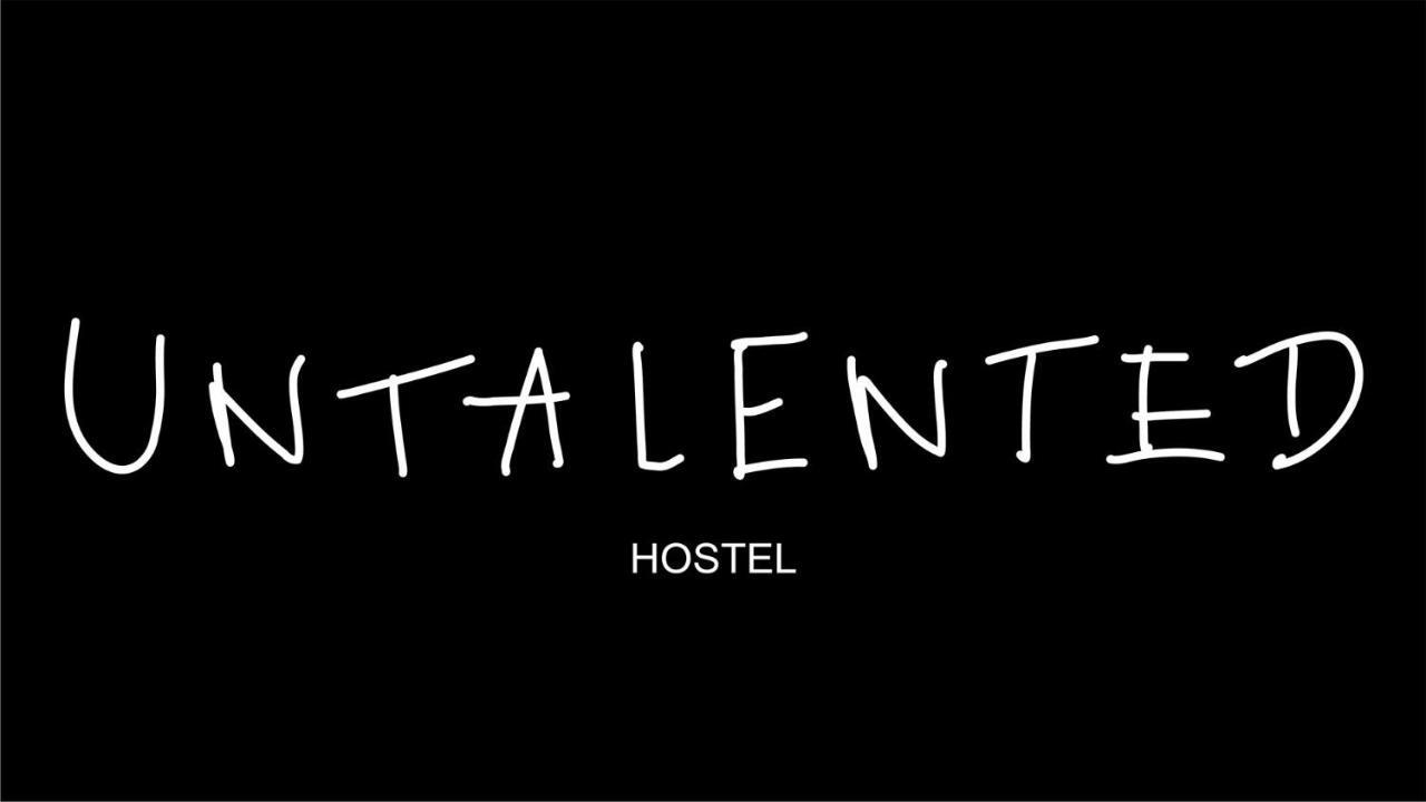 Untalented Hotel - Villette Paris Bagian luar foto